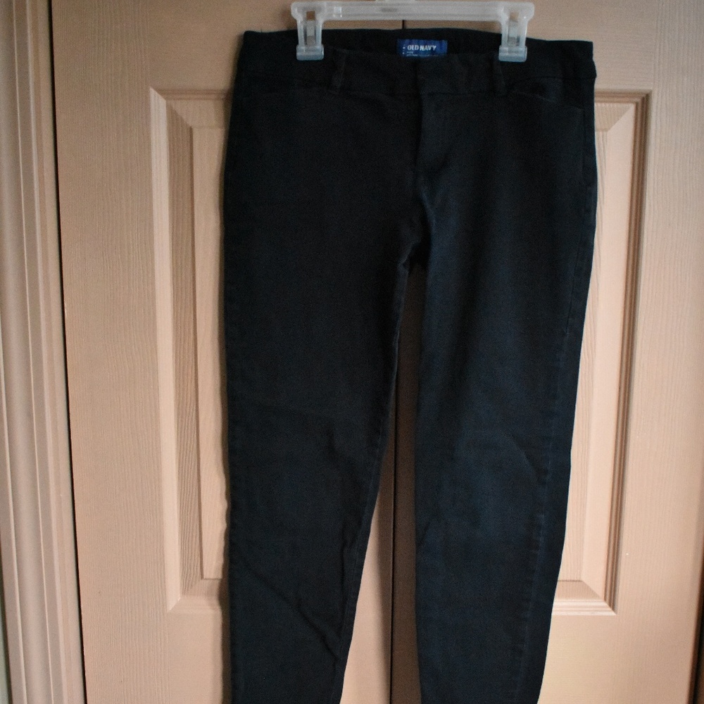 Old Navy Black Pixie Pants